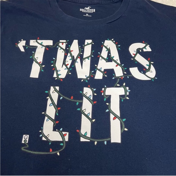 Hollister - Men’s crewneck T - Navy Blue Christmas T - ‘Twas Lit - Picture 7 of 7